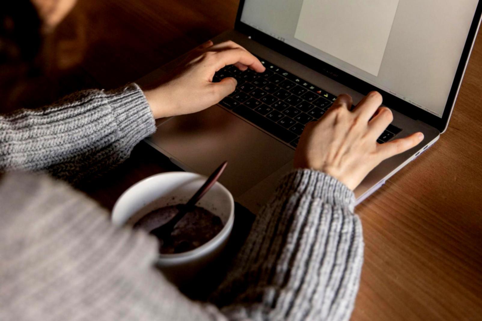 Clean bug tracking interface design